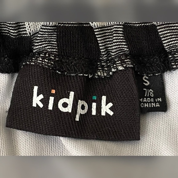 Kidpik Girl Plaid Outfit Top and Skirt Set Size-S/M - Picture 7 of 7